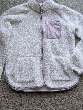 Old Navy lavender + white fleece jacketexcellent...